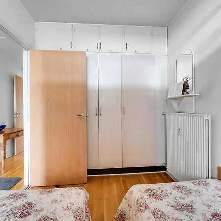 Lägenhet Holiday Apartment Close To The Harbor And Beach *